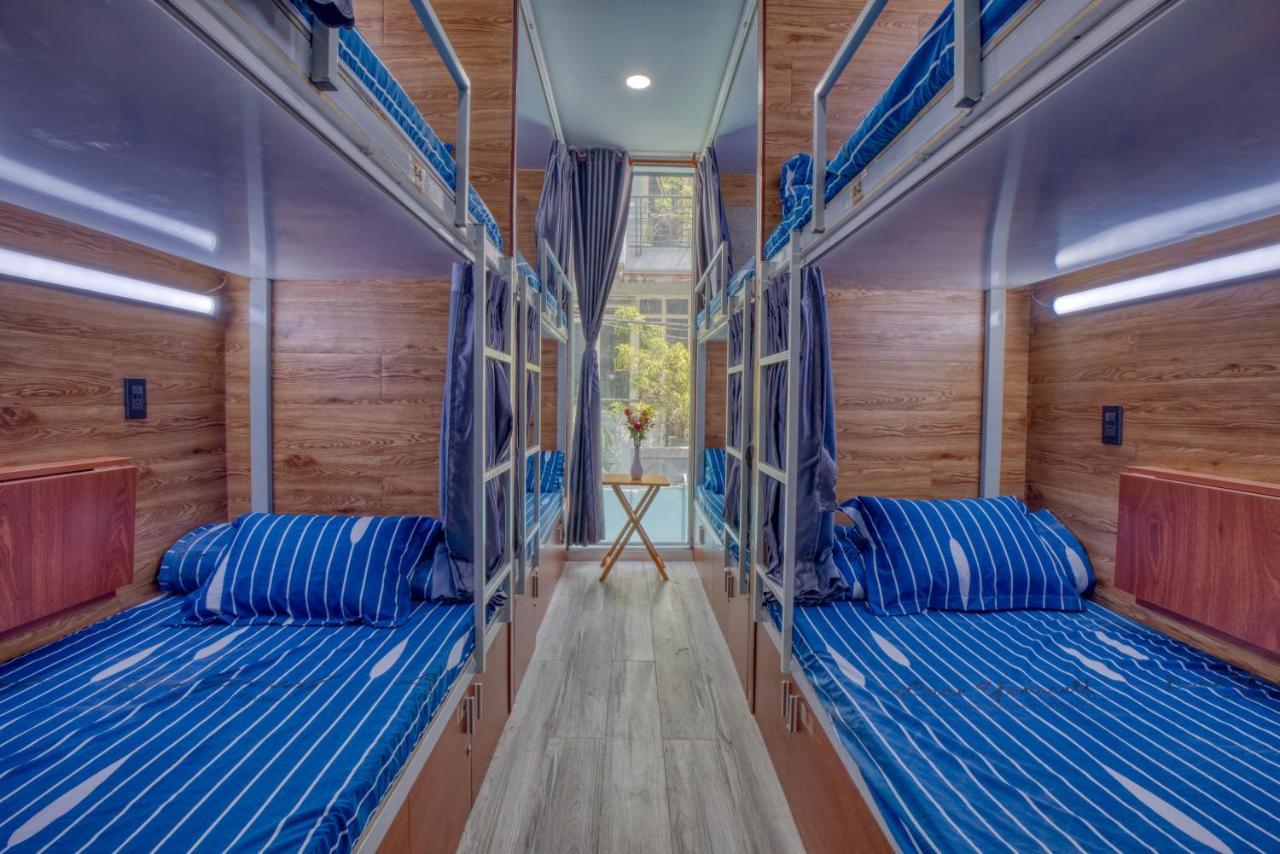 Tesla Hostel Хошимин Экстерьер фото